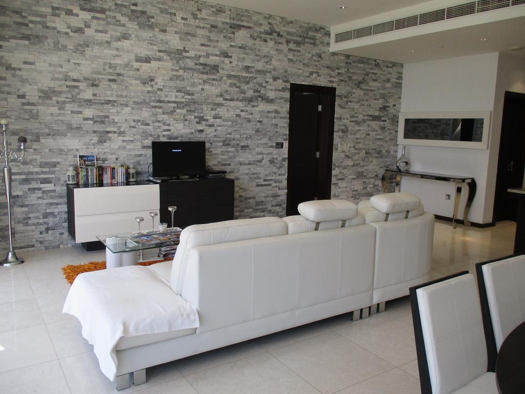 Tiara Residence - One Bedroom Apartment Apartment *